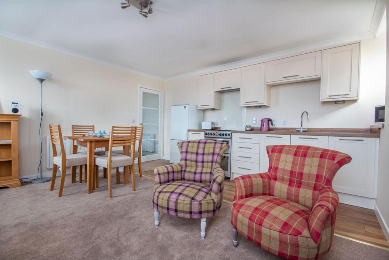 Armadale Cottage Portmahomack Екстериор снимка
